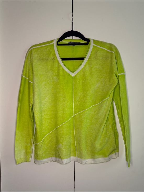 Elliott Lauren Tops - Elliott Lauren Neon Lime V-Neck Sweater with White Trim